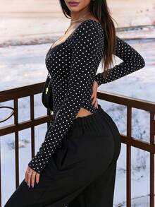 Aflion 女款春夏 Y2K 黑色連身衣，蕾絲方領抓皺長袖彈性純欲風上衣，適合約會、派對、疊穿、日常與夜晚外出 - 黑與白 - 查看 8