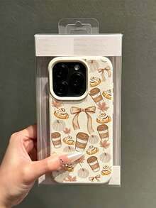 Casing Ponsel Retro Modis dengan Motif Daun Maple, , dan Kopi Musim Gugur yang Dapat Dipersonalisasi, Melindungi Seluruh Bagian, Tahan Guncangan, Kompatibel dengan iPhone 18/18Pro/18ProMax/17/17Pro/17ProMax/16/16Pro/16ProMax/15/15Pro/15ProMax/14/13/12/11 - Krem - View 3
