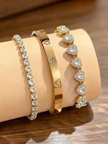 Conjunto de Pulseiras Femininas de Luxo 1/3 com Coração Cravejado Banhado a Ouro 18K em Aço Inoxidável, com Pulseira de Corrente Cubana Decorada com Contas de Vidro em Formato de Coração de Liga, Conjunto de Joias Femininas da Moda, Conjunto de Joias Femininas, Adequado para Uso Diário, Verão, Férias, Também um Ótimo Presente para Mulheres - Dourado - Visão 2