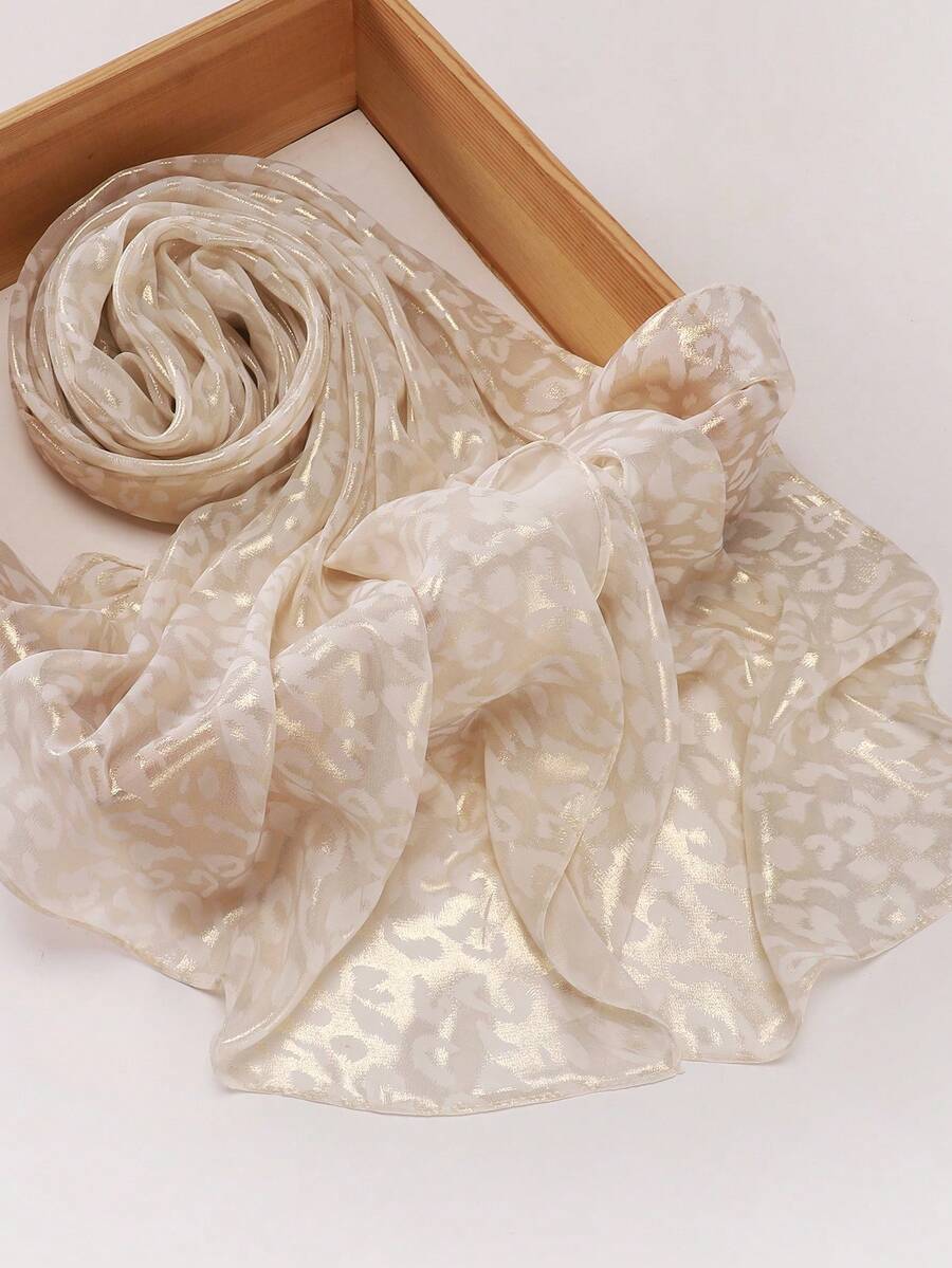 1件 春夏休閒百搭端莊穆斯林頭巾 奢華金箔豹紋提花 柔軟透氣圍巾披肩 HIJAB SCARF - 米白色#12 - 查看 1