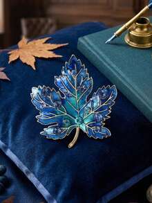 Classic Rhinestone Maple Leaf Brooch, Botanical Brooch, Women's Unisex Style, Casual Party Jewelry Accessory, Friend Gift Decoration - Maple Leaf - View 11