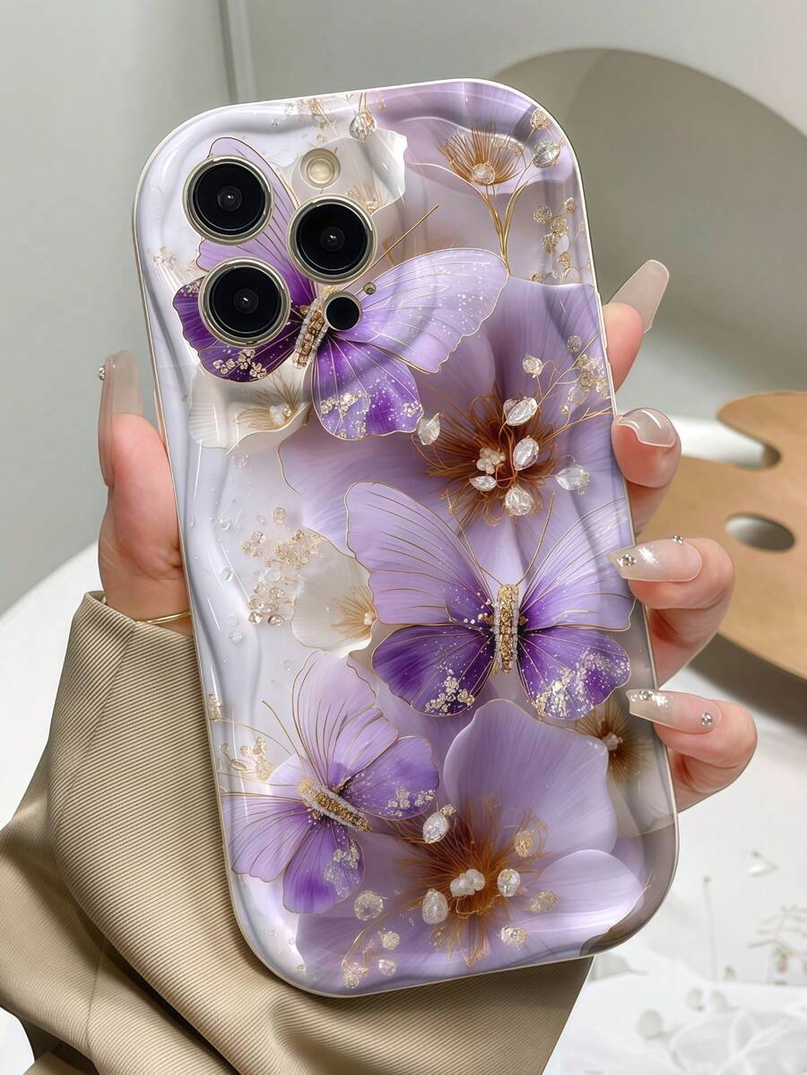 1件紫色蝴蝶花卉圖案手機殼，奶油白波浪邊框，閃亮紫色蝴蝶發光效果，搭配水晶亮片與紫色花朵金屬紋理圖案，柔軟TPU防震防摔保護手機殼，適合女孩/女性，展現優雅夢幻美感，兼容三星系列手機 - 白色 - 查看 1