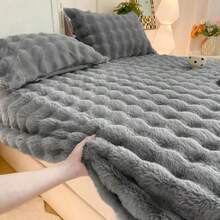 Faux Rabbit Fur Fitted Sheet & 2 Pillowcases Set, 3 Pieces, Super Soft Plush Bedding, Warm And Comfortable For Autumn/Winter, Machine Washable, Fluffy Skin-Friendly, All Season Bedding, Inner Filling Not Included - Dark Grey - View 7