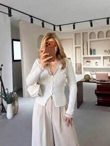 女款新款秋季V領長袖針織開襟衫，蕾絲拼接設計，柔軟法式風，適合日常、通勤與校園穿著 - 白色 - 查看 5