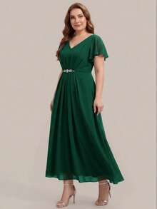 EVERPRETTY Fall Plus Size Elegant Women's Chiffon Dark Green Formal Mother Of Bride Dress V-Neck Rhinestone Maxi Formal Wedding Guest Evening Dress - Dark Green - View 5