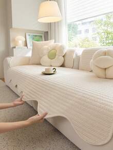 ZXZGM 1pc Waffle Texture Solid Color Plush Sofa Cushion, Luxury Cream Style Sofa Cover, All-Season Use, Pet-Friendly Anti-Scratch Wear-Resistant Tear-Resistant Sofa Protector, Non-Slip Particle Bottom Machine Washable, Home Living Room Bedroom Straight L-Shaped Chaise Sectional Sofa Protective Cover, Dust-Proof Stain-Resistant Wavy Edge Solid Color Sofa Seat Cushion, Full Coverage Sofa Cover Gentle Home Decor Sofa Protection Pad, Autumn Home Textile Decoration, Fall, Autumn, Fall Decor - White - View 5