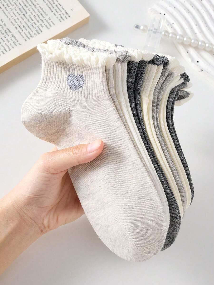 5 Pairs Women's Cute Breathable Heart Pattern Fashion Short Invisible Socks, Ankle Socks, Boat Socks, Breathable Soft Minimalist Socks, Fashion Socks, White Socks Black Socks Suitable For Daily Casual Wear, Suitable For Spring Summer All Seasons - View 1
