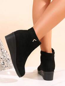 WTKMRSSTEP Women's Autumn/Winter Wedge Heel Ankle Boots With Metal Decor, Side Zipper, Round Toe, Soft Sole, Height-Increasing Comfortable Boots - Black - View 3