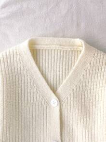 Autumn New Girls' Cream White V-Neck Knit Cardigan, Single-Breasted Loose Drop Shoulder Long Sleeve, All-Match Versatile Casual Sweater Jacket - Apricot - View 3