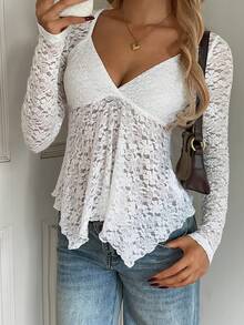 SCARLUX Autumn Y2K White Floral Lace V-Neck Asymmetrical Hem Long Sleeve Top, Cute Daily, Suitable For Back To School Season - White - View 2