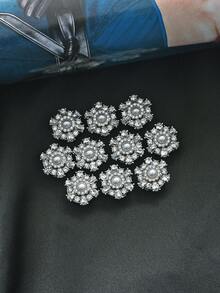 1/2/4pcs 22mm Women's Rhinestone Button Covers, Crystal Button Covers, Detachable Clip-On Button Covers, Crystal Decorative Buttons For Clothing, Lead-Colored - Multicolor - View 7