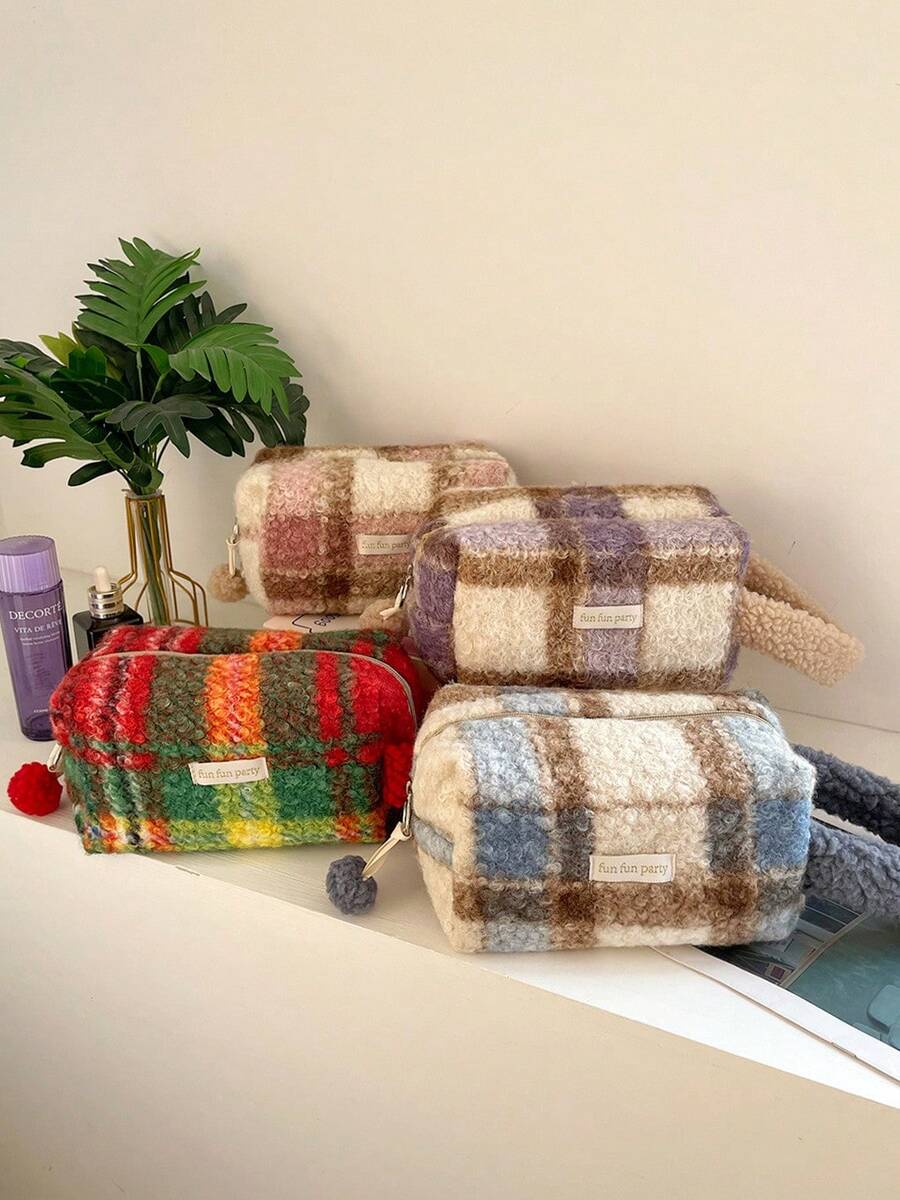 Autumn/Winter Atmosphere Plaid Plush Handbag Tote Storage Bag Large Capacity Portable Skincare & Makeup Organizer Bag - Multicolor - View 1