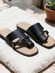 French Minimalist Square Toe Flat Slide Sandals For Women, Vintage Soft Sole Slippers, Versatile Commute Vacation Casual Beach Wear - Black - View 5