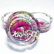 Sexy Red Lips Creative Design Fashion Glass Ashtray, 3.34 Inch Transparent Round Ashtray, Perfect For Home, Hotel And Bar Use, Decorative Ashtray, Gift For Friends - Colorful - View 6