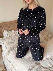 2pcs Women Winter Mini Polka Dot Print Flannel Fleece Warm Long Sleeve Pants Pajama Set - Black - View 4