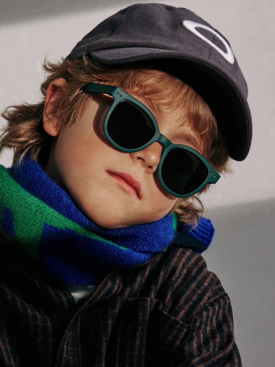 1 Pair Kids Fashion Silicone Glasses, Suitable For 3-12 Years Old Boys And Girls, Versatile Children's Eyewear, Personalized Photo Props, Comfortable And Ultra-Lightweight - Dark Green - View 1