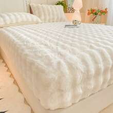 Faux Rabbit Fur Fitted Sheet & 2 Pillowcases Set, 3 Pieces, Super Soft Plush Bedding, Warm And Comfortable For Autumn/Winter, Machine Washable, Fluffy Skin-Friendly, All Season Bedding, Inner Filling Not Included - White - View 5