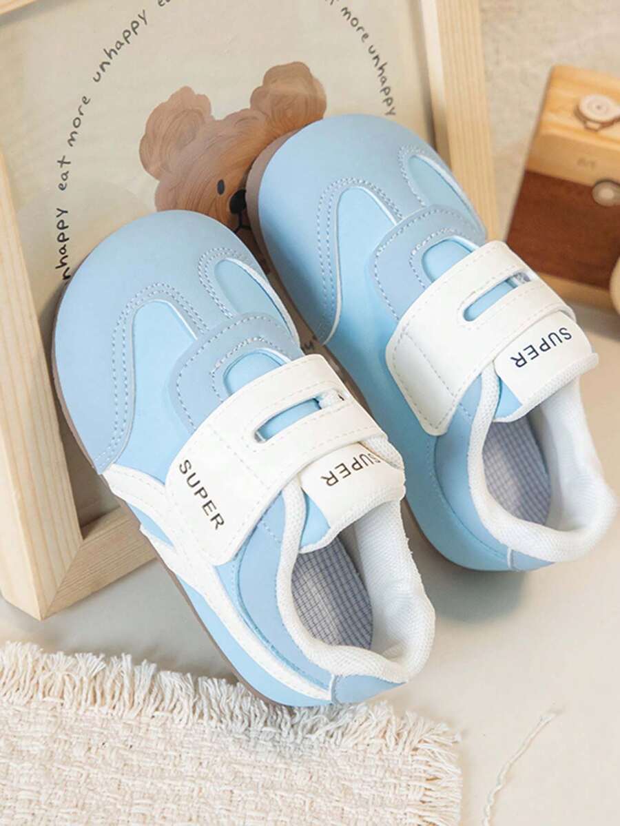 1 Pair Kids' Hook & Loop Colorblock Casual Sports Shoes - Blue - View 1