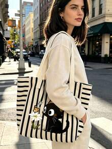 Set Tas Tote Kanvas Bergaris Motif Kucing Hitam Lucu dan Kupu-kupu Daisy dengan Dompet Kecil, Tas Bahu Kapasitas Besar untuk Wanita, Cocok untuk Perjalanan Sehari-hari dan Sekolah. - MultiWarna - View 6