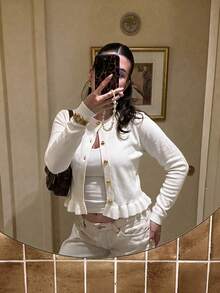 女款春夏新款極簡優雅浪漫性感針織開襟衫 - 牙白 - 查看 7
