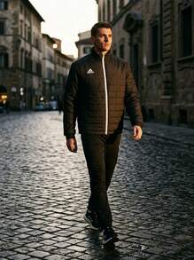 Adidas جاكيتات رياضية للرجال مرنة مريحة متينة للمشي لمسافات طويلة والاستخدام اليومي رمادي IB6070 - الأسود - مشاهدة 8