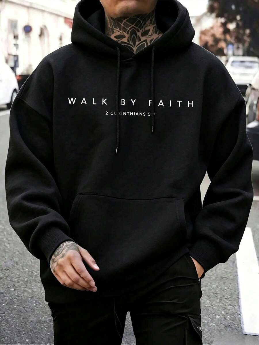 Hoodie Pria Motif Retro Musim Gugur/Dingin, dengan Cetakan Tulisan "Walk By Faith", Sweatshirt Pullover Kasual Longgar dengan Kantong Kanguru