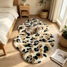 1pc Brown & White Leopard Print Bedroom Plush Rug, Faux Rabbit Fur Indoor Decor Carpet, Cloud Shape, 1-5cm Cutting Error, Bedroom Decoration, Small Rug, Carpet, Home Decor, Living Room Rug, Living Room Small Rug, Bedroom Carpet, Living Room Home Decor, Outdoor Rug, Washable Carpet, Plush Rug, Furry Carpet, Autumn/Winter Carpet, Thick/Plush - Multicolor - View 2