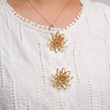 4 Pcs Flower Button Covers For Shirts, Decorative Button Clips For Women, No-Sew Removable Floral Buttons, Clothing Accessories For Blouses & Dresses - Star - View 5