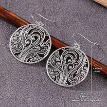 Exquisite Elegant Women's Dangle Earrings, Unique Handmade Twisted Round Hollow Design, Suitable For Casual Wear - Silver - View 2