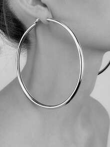 1 Pair Punk Style Metal Hollow Exaggerated Large Hoop Earrings, Suitable For Women To Wear In Party, Nightclub And Daily Life - Silver - View 2