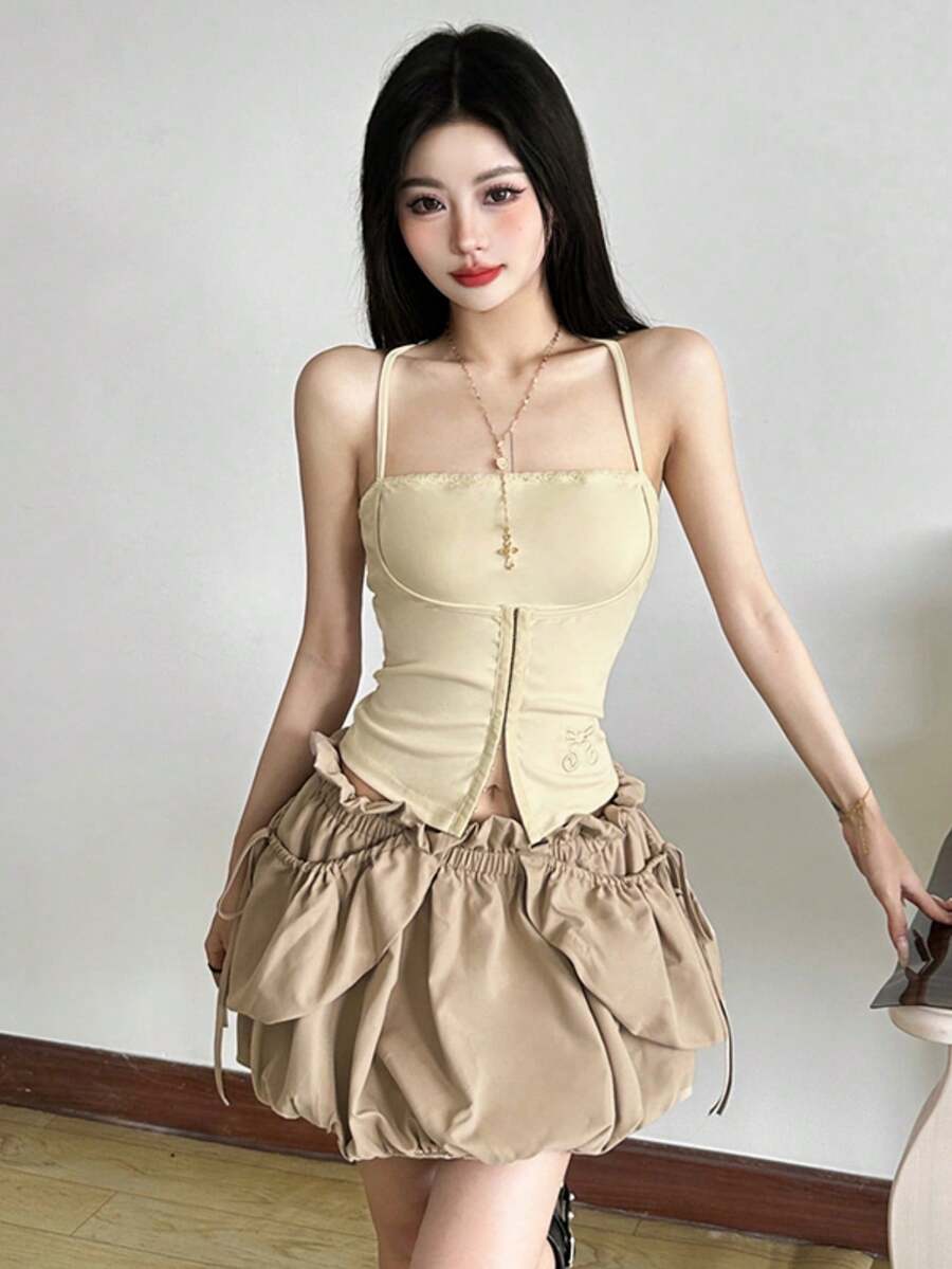 Fashionable Women's Knitted Spaghetti Strap Cropped Top, Slim Fit Bustier Style Camisole, Short Spaghetti Strap Tank Top, Suitable For Summer Outfits - Apricot - View 1