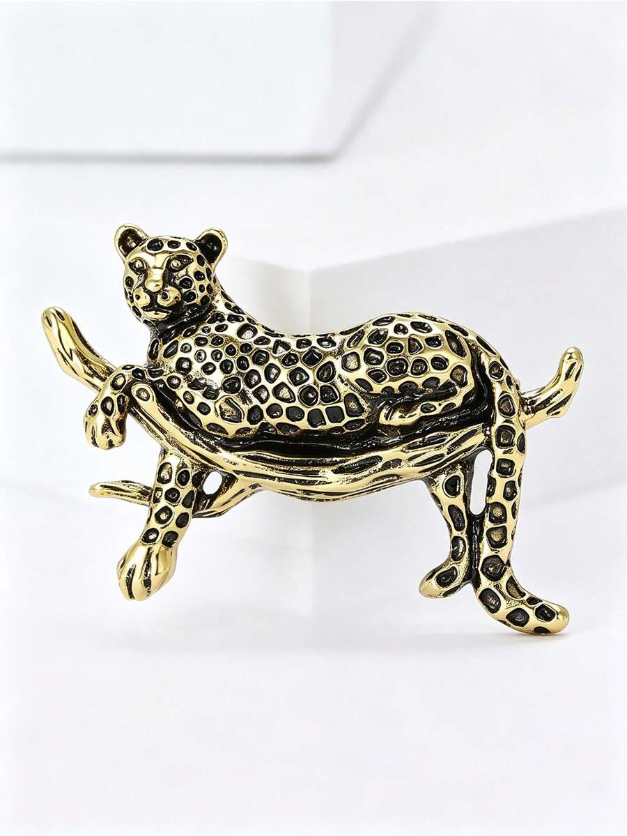 Wild Vintage Leopard Brooch, 3D Leopard Print Texture + Tree Branch Base Detail, Daily Wear / Suit / Bag Decoration, Fashionista Party / Commute Accessory, All-Season Versatile Personalized Exquisite Brooch - Brooch - View 1