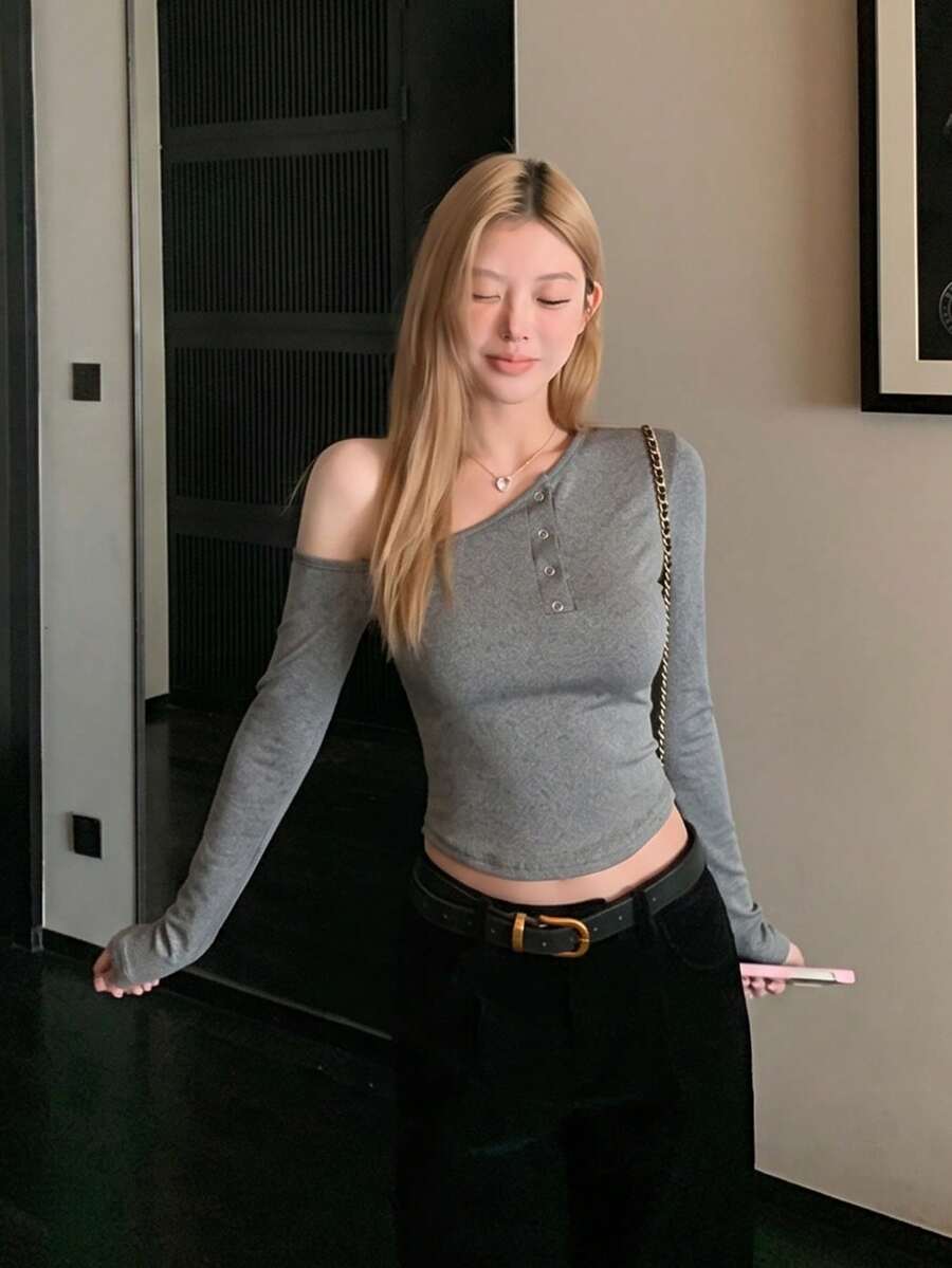 甜辣風女款不對稱露肩側扣長袖修身T恤上衣,秋季內搭,萬聖節穿搭 - 灰色 - 查看 1