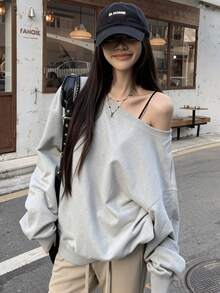 Y6Y 休閒時尚女款鬆弛感不對稱露肩衛衣，2025 秋冬新款長袖不對稱露肩上衣 - 白花灰色 - 查看 4