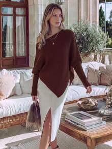 NiceArt Atasan Rajut Asimetris Wanita Warna Burgundy Chic untuk Musim Gugur, Sweater Bahu Terbuka dengan Kancing Manset Emas untuk Pakaian Sehari-hari, Kencan & Natal - Burgundy - View 9