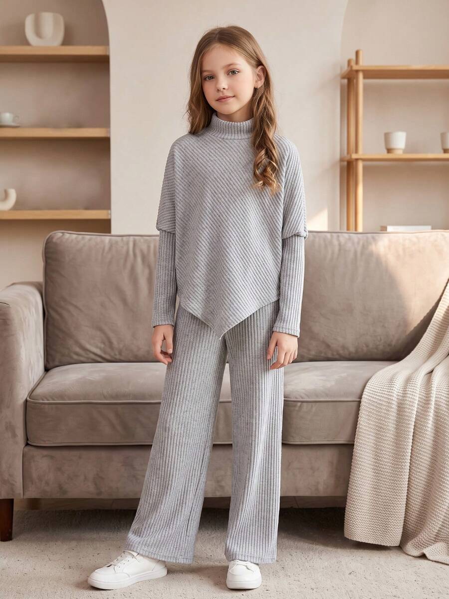Tween Girl Kids Autumn/Winter 2-Piece Set Fashion New Casual Solid Color Minimalist Fuzzy Ribbed Irregular Hem Balloon Sleeve High Neck Gray T-Shirt Top With Loose Wide Leg Pants Long Pants Outfit - Grey - View 1