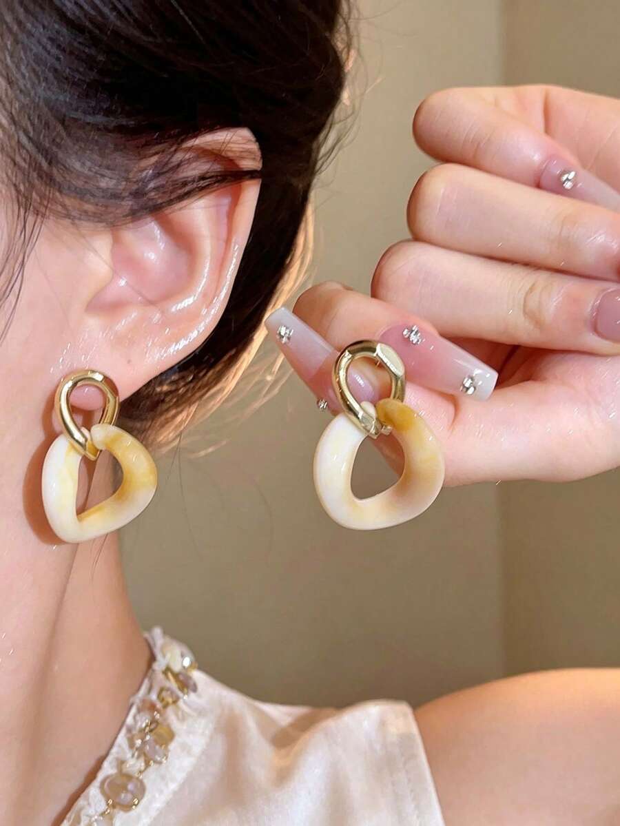 1Pair Chunky Interlocking Drop Earrings, Dainty Two‑Tone Geometric Dangle Earrings, Statement Earrings For Women Daily Party Jewelry Gift - A - View 1