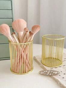 The Golden Pen Holder And Makeup Brush Organizer Is A Portable And Multi-Functional Desktop Storage Solution. It Can Hold Cosmetics And Is Suitable For Home Desk Decoration, Study Room Storage, And Is Also A Birthday Gift For Women. - Multicolor - View 11
