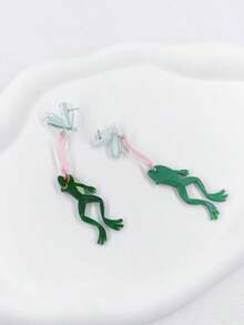 1 Pair Popular Exaggerated Acrylic Frog Insect Earrings Long Alternative Personalized Funny Ear Pendants - Green - View 2