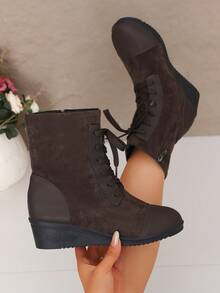 1 Pair Autumn/Winter Suede Patchwork Wedge Heel Women's Boots, Lace-Up Minimalist Thick Sole Versatile Short Boots - Brown - View 6