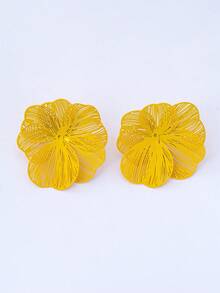 1對熱門高端重金屬金色拉絲花朵吊墜耳環，適合女性日常與派對穿著 - 黃色 - 查看 5