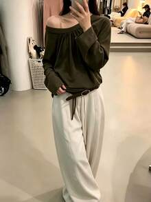 Early Autumn Vibe Asymmetrical Shoulder Top With Ruched Design, Loose Long Sleeve Lazy Solid Color Slimming T-Shirt - Dark Green - View 7