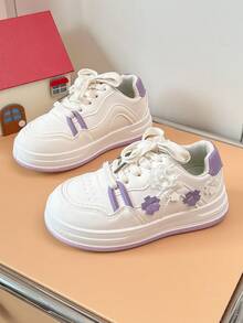 Girls Low-Top Casual Sneakers With 3D Floral Decor, Versatile Lace-Up Shoes For Toddlers And Young Children - View 2