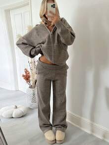 Fashionable Women's Knit Loose Set: Zipper Hooded Sweater With Wide Leg Lounge Pants. Medium Stretch, Perfect For Autumn/Winter Wear. - Khaki - View 2