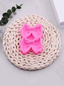 1pc Pink Liquid Silicone Bow Mold, Handmade DIY Chocolate Cake Decoration Baking Mold, Super Light Clay Making Mold, Resin Accessories Decoration Mold, Plaster Aromatherapy Tablet Making Mold - View 7