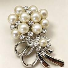 Elegant Faux Pearl Bouquet Brooch, Sparkling Rhinestone Bow Brooch, Women's Suit Dress Accessory Gift - Pearl - View 5