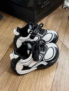 Kids' Black & White Colorblock Retro Chunky Sneakers, Mesh Patchwork Hook & Loop Lace-Up Casual Sneakers For Boys & Girls - Black - View 5