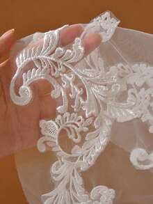 1pc Vintage Lace Beaded Decor Cathedral Length Bridal Veil, Suitable For Cathedral Wedding, Travel Photography Wedding Dress Accessory - White - View 3