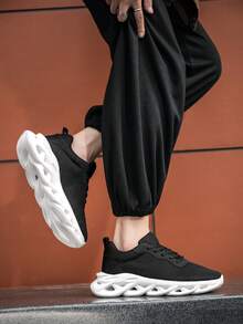 Men's Spring/Summer Minimalist Breathable Black & White Front Lace-Up Casual Sports Shoes, Versatile Hollow-Out Height-Increasing Sole Comfortable Commuting Walking Running Shoes - White Black - View 10