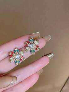 JOJELOO 1 Pair European & American Christmas Series Fashion Creative Rhinestone Colorful Christmas Snowflake Stud Earrings For Women - Earrings - View 8